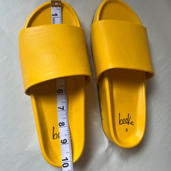 Beek Women Beek Pelican Crossband Leather Slide Casual Platform Sandal Yellow Sunflower 8